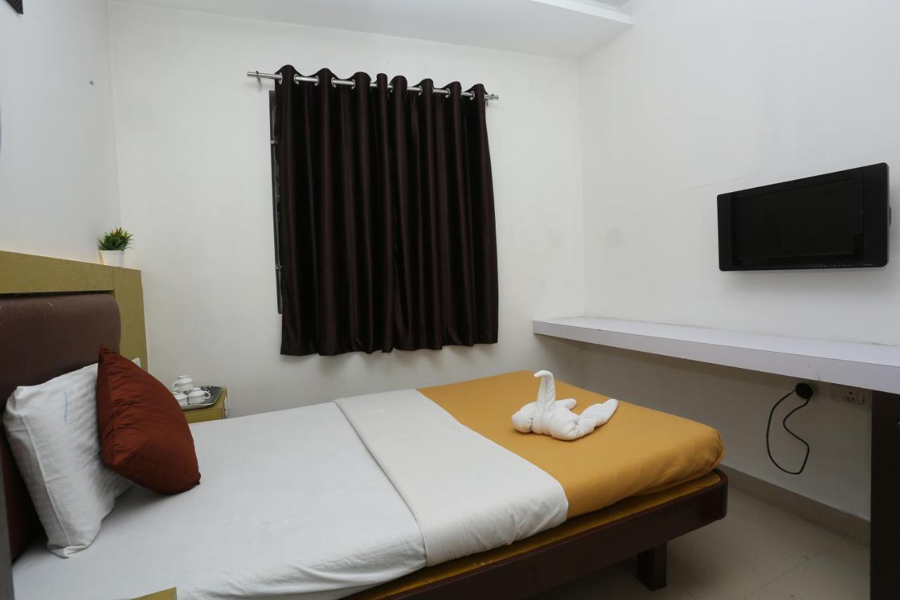 Gm Residency Hotel Chennai Eksteriør billede